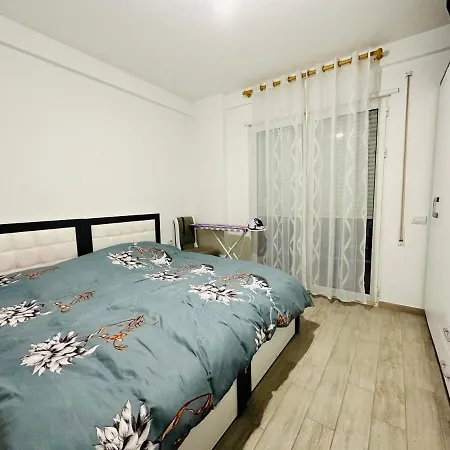 아파트 Vatra Apartament 티라나